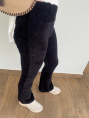 Calça Veludo Bailarina Preta