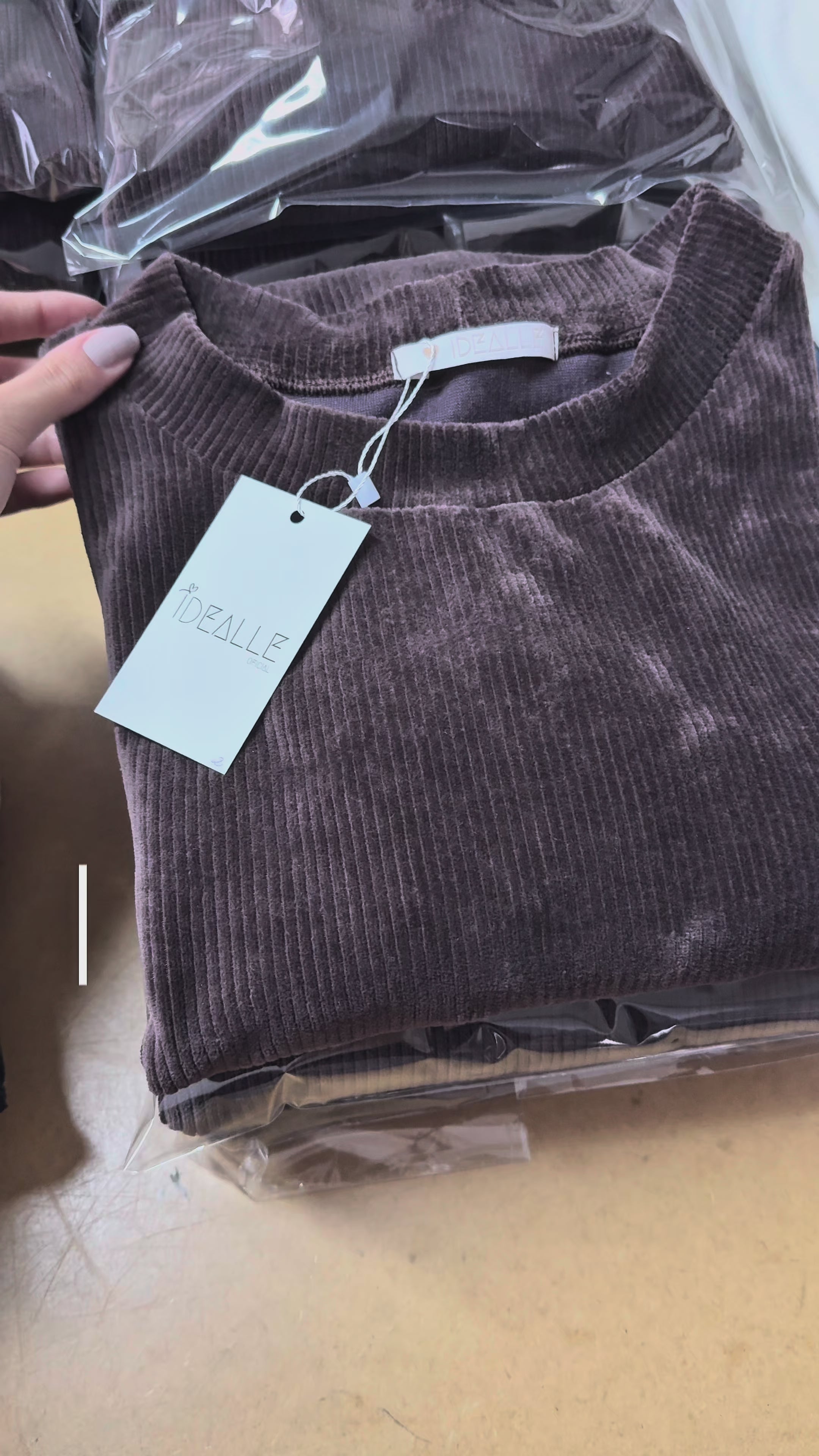 Blusa Veludo Vanilla