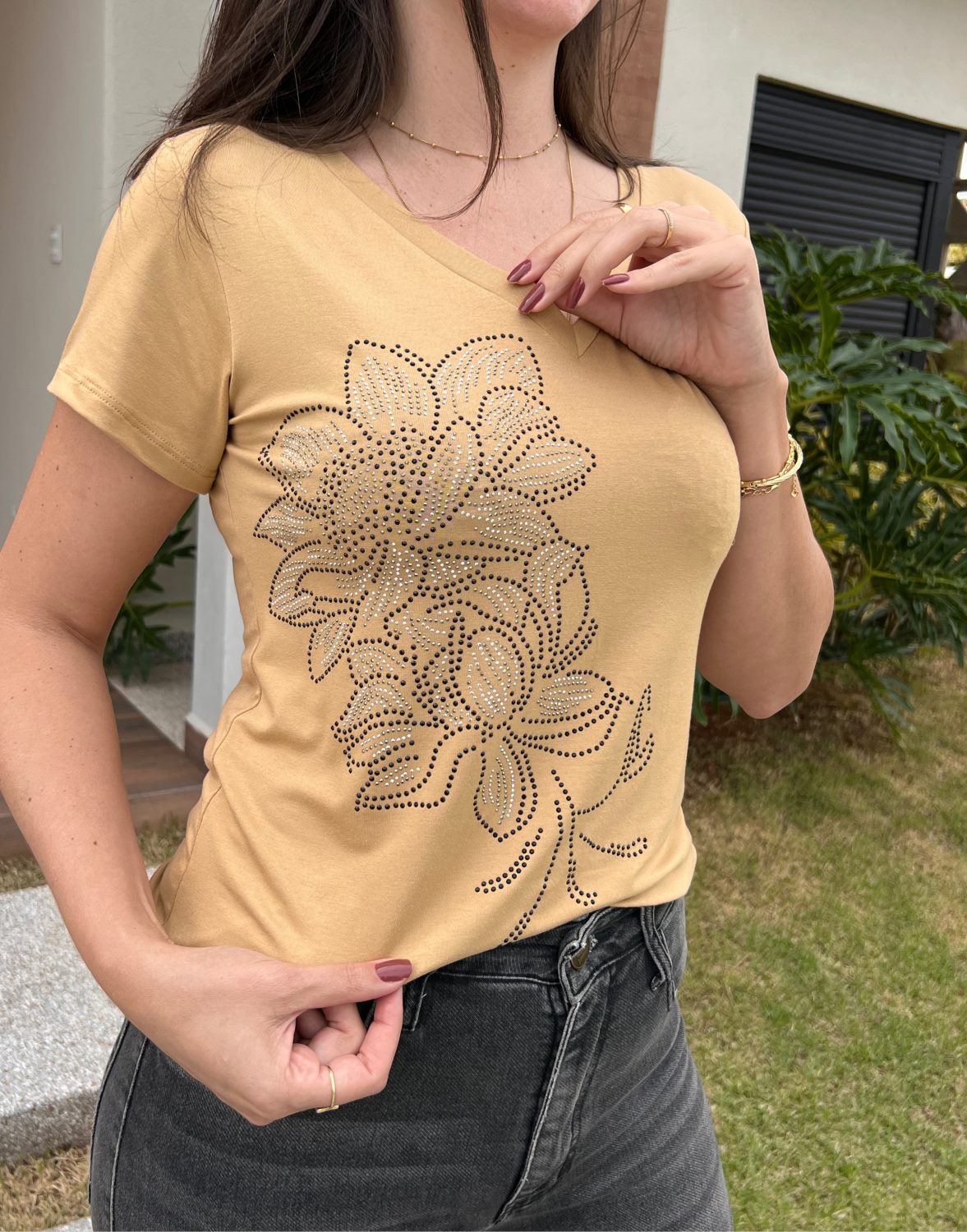 t_shirt_liz_371_1_680a65c81ce434f2fefaddf52ee32402.jpg